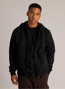 Ference | Black